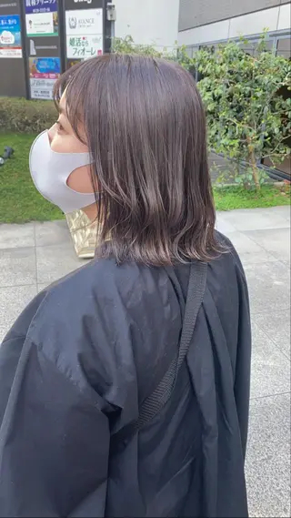 ミディアム デザインカラー/ボブ ブリーチカラー/ユリのヘアスタイル