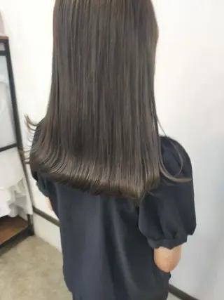ミディアム NANAI HIROKIのヘアスタイル