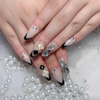 ネイル Maggie Nail🦩のネイルデザイン