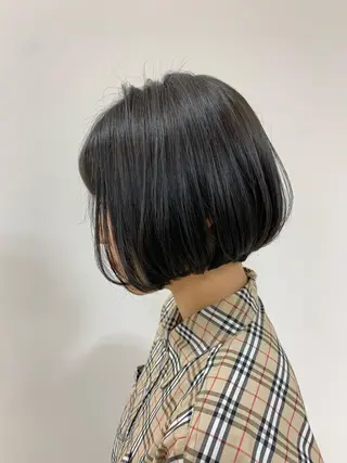 ショート カラー 顔まわりカット✄ ベージュカラー🧸のヘアスタイル