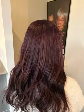 ロング カラー fiika所属・橋本 千咲のヘアスタイル