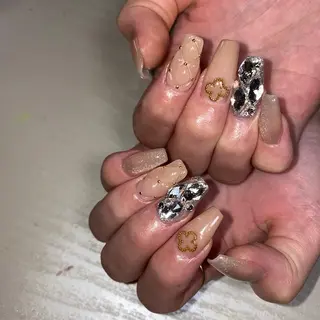 ネイル momo .のネイルデザイン