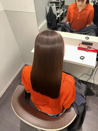 セミロング カラー 美髪特化✨ 伊織✨縮毛矯正✨のヘアスタイル