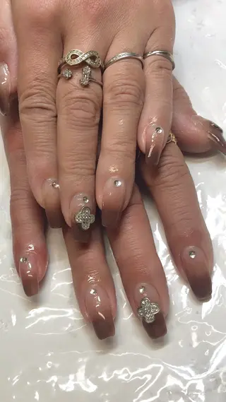 ネイル ✨アン ミユ✨のネイルデザイン