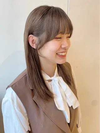 ミディアム 藤原 侑香のヘアスタイル