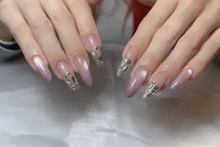 ネイル FuFu.Nail 2️⃣番のネイルデザイン