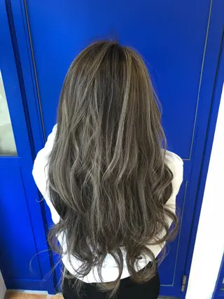 ロング カラー Agu 清尾 浩昭のヘアスタイル