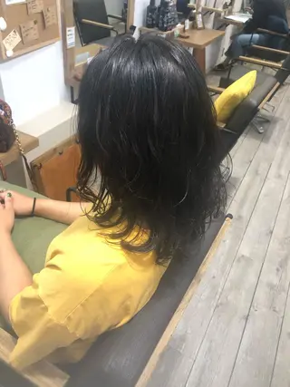 セミロング カラー パーマ 顔周りカット・相談 レイヤーも◎しずくのヘアスタイル