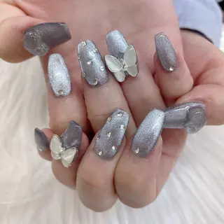 ネイル 🦋ネイルサロン ブラン🌈ゆりのネイルデザイン