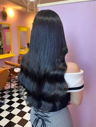 ロング シール＋ちび編み込み エクステ梅田🐨のヘアスタイル