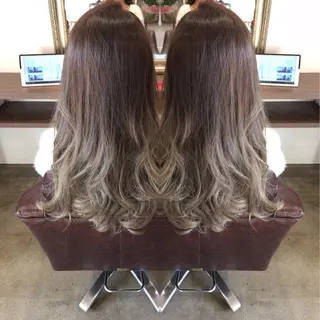 ロング カラー レイヤーカット匠 イソザキノリユキのヘアスタイル