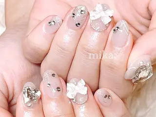 ネイル Nail&eye Belireのネイルデザイン