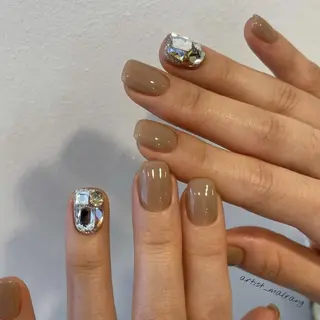 ネイル Queens 榊 まおのネイルデザイン