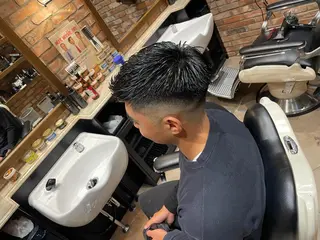 ショート 中越 仁一郎のヘアスタイル