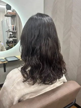セミロング 猪股 華乃のヘアスタイル