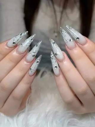 ネイル Julli NailStudioのネイルデザイン