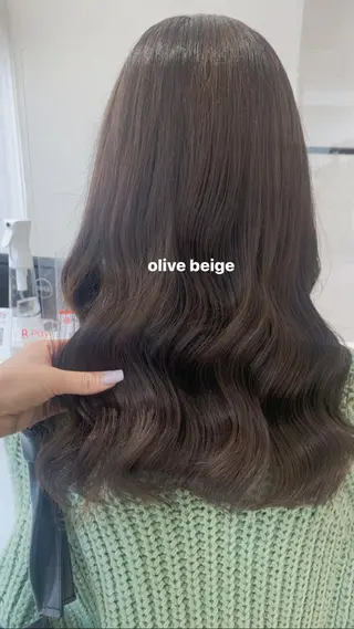ロング カラー ブリーチなしWカラー ／レイヤー🎀マリノのヘアスタイル