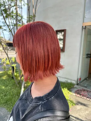 ショート カラー monami 鈴木 茉由奈のヘアスタイル