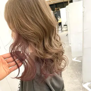 ロング カラー ヘアアレンジ 🧸ハイトーン🧸 ゆっきー🧸のヘアスタイル