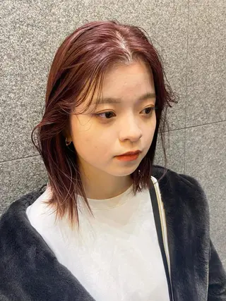 ミディアム デザインカラー/ボブ ブリーチカラー/ユリのヘアスタイル