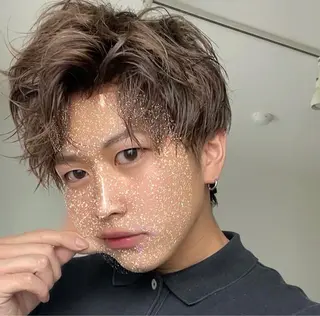 ミディアム カラー パーマ メンズ 🌹TikTok４万 ﾌｫﾛﾜｰ🌹AKIのヘアスタイル