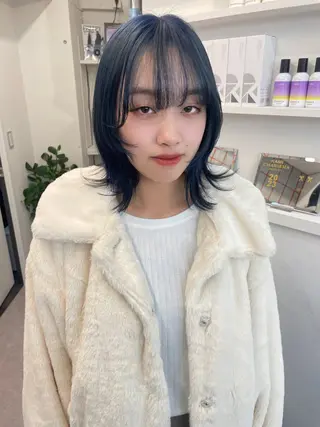 ミディアム カラー グレージュ/ベージュ 🎀momo🎀のヘアスタイル