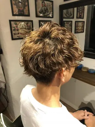 ミディアム パーマ メンズ 冨士川 英樹のヘアスタイル
