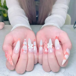 カラー AIN Nailのネイルデザイン