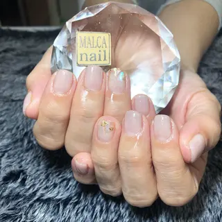 ミディアム カラー パーマ ヘアアレンジ キッズ ネイル マツエク・マツパ 荒木 莉奈のネイルデザイン