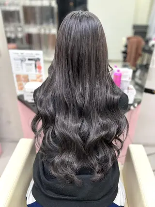 ロング SEASON 大阪梅田駅徒歩7分のヘアスタイル