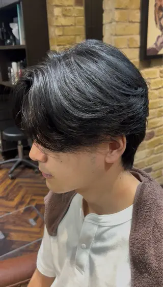 ショート パーマ 曲がる縮毛 フェザー ニュアンス  佐々木のヘアスタイル