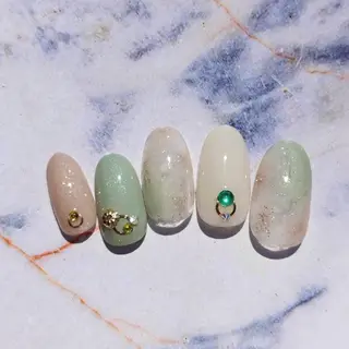 ネイル mg nail所属・mg nailのネイルデザイン