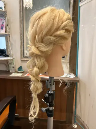 ロング ヘアアレンジ 柳樂 純香のヘアスタイル