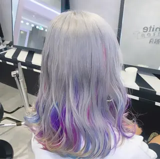 ミディアム カラー ブリーチ&エクステ 🥀ケアカラー特化のヘアスタイル