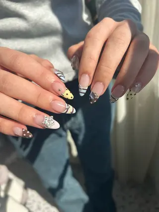 ネイル 小松 千冬snazzyのネイルデザイン