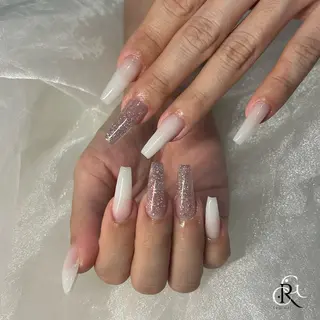 ロング 美フォルムスカルプ✨ RENAのネイルデザイン