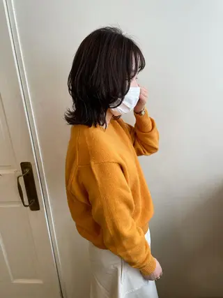 ミディアム カラー MIOベージュカラー 柔らかいカラーのヘアスタイル