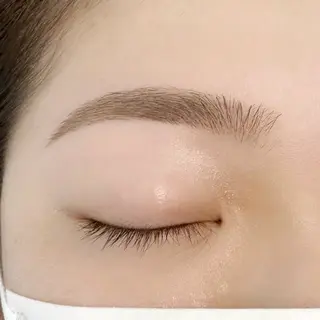 アイブロウ utari matsugeのマツエク・マツパデザイン