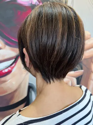 ショート カラー パーマ ヘアアレンジ メンズ キッズ ネイル マツエク・マツパ アイブロウ 久木原 ゆりのヘアスタイル