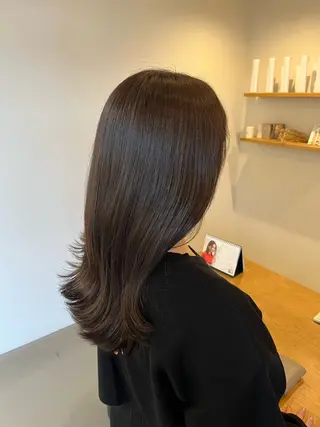カラー 新美 あかねのヘアスタイル