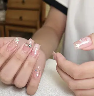 ネイル Queens PUPUのネイルデザイン