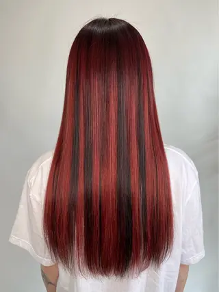 ロング 野村 奈里亜のヘアスタイル