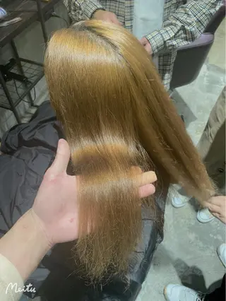 ロング 伊藤 光成のヘアスタイル