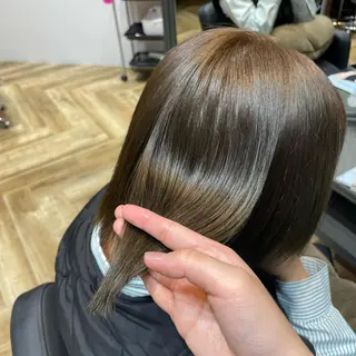 カラー 《ショートモデル》 服部未夢のヘアスタイル
