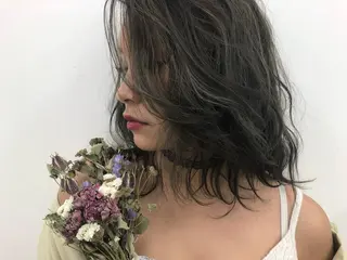 セミロング カラー デザインカラー モデル募集🌈のヘアスタイル