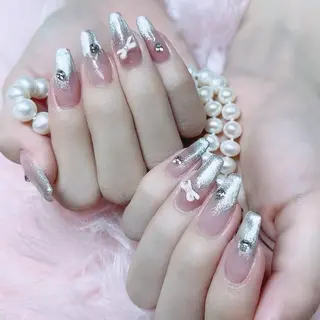 ネイル MoonNail ユリ🌸のネイルデザイン
