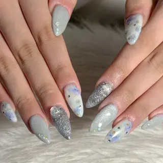 ネイル LAVISH manaのネイルデザイン