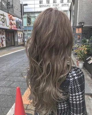 カラー HIRO. ★のヘアスタイル