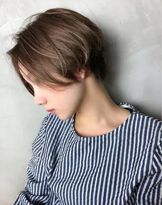 ショート カラー 浦山 和之のヘアスタイル