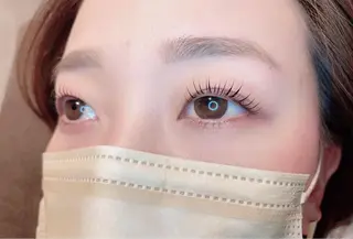 マツエク・マツパ Vivi/ Minamiのマツエク・マツパデザイン